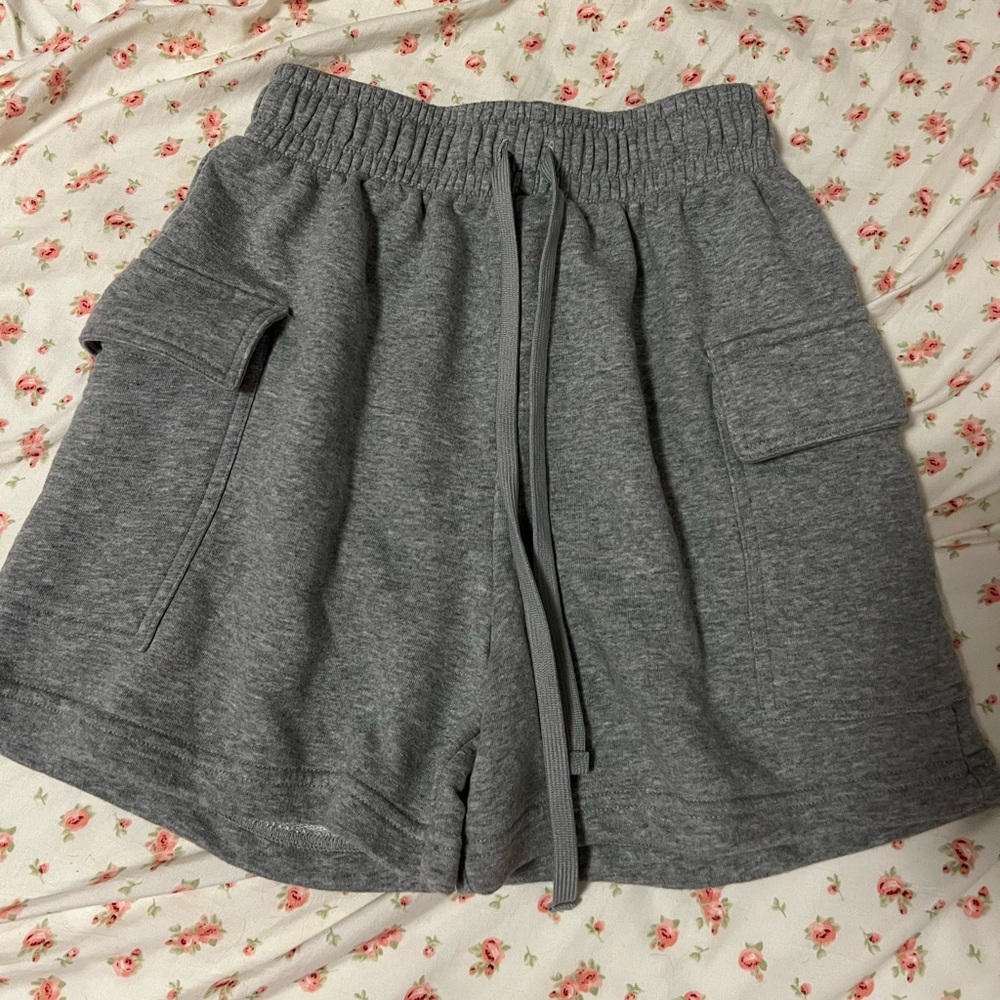 Grey wild fable cargo shorts